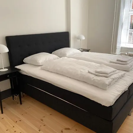 Apartment Bright In Elegant Osterbro